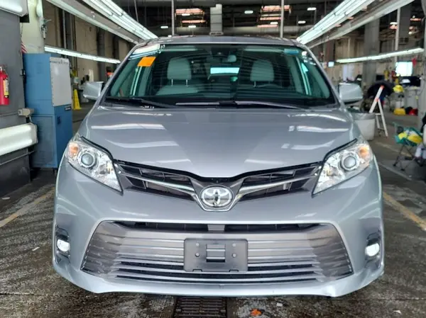 5TDDZ3DC8LS249774 2020 TOYOTA SIENNA - Image 2