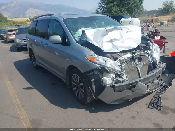 5TDDZ3DC8LS251850 2020 TOYOTA SIENNA - Image 1