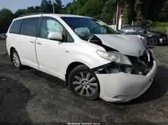 5TDDZ3DC9HS164076 2017 TOYOTA SIENNA