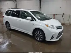 5TDDZ3DC9JS197343 2018 TOYOTA SIENNA