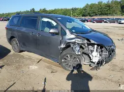 5TDDZ3DC9JS200015 2018 TOYOTA SIENNA
