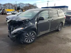 5TDDZ3DC9KS218242 2019 TOYOTA SIENNA