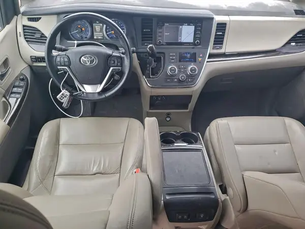 5TDDZ3DC9KS226292 2019 TOYOTA SIENNA - Image 8