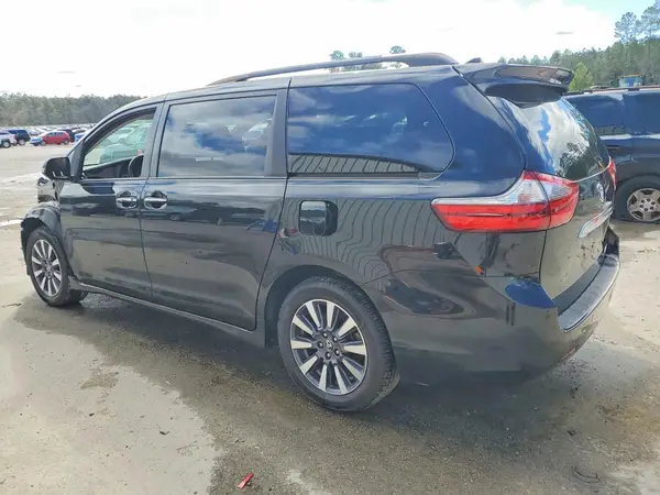 5TDDZ3DC9LS235205 2020 TOYOTA SIENNA - Image 2
