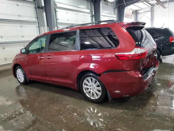5TDDZ3DCXHS154396 2017 TOYOTA SIENNA - Image 2