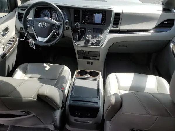 5TDDZ3DCXJS194807 2018 TOYOTA SIENNA - Image 8