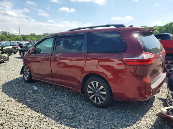 5TDDZ3DCXJS197707 2018 TOYOTA SIENNA - Image 2