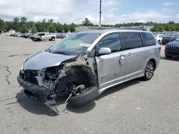 5TDDZ3DCXJS198923 2018 TOYOTA SIENNA - Image 1