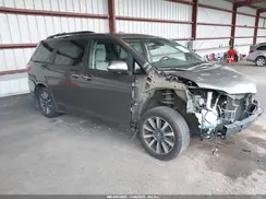 5TDDZ3DCXJS200119 2018 TOYOTA SIENNA