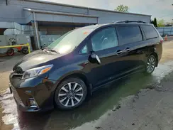 5TDDZ3DCXJS203327 2018 TOYOTA SIENNA