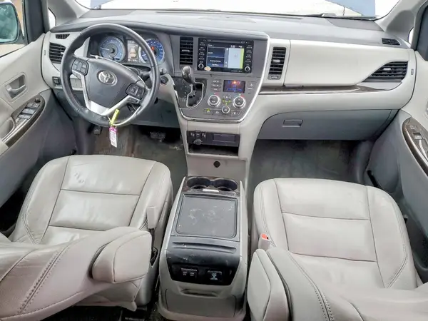 5TDDZ3DCXJS207443 2018 TOYOTA SIENNA - Image 8