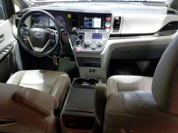 5TDDZ3DCXKS210294 2019 TOYOTA SIENNA - Image 8