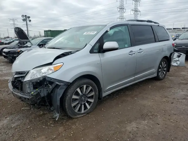 5TDDZ3DCXKS210375 2019 TOYOTA SIENNA - Image 1