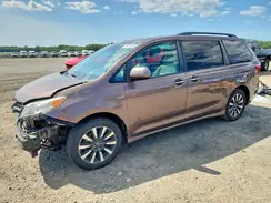 5TDDZ3DCXKS214281 2019 TOYOTA SIENNA