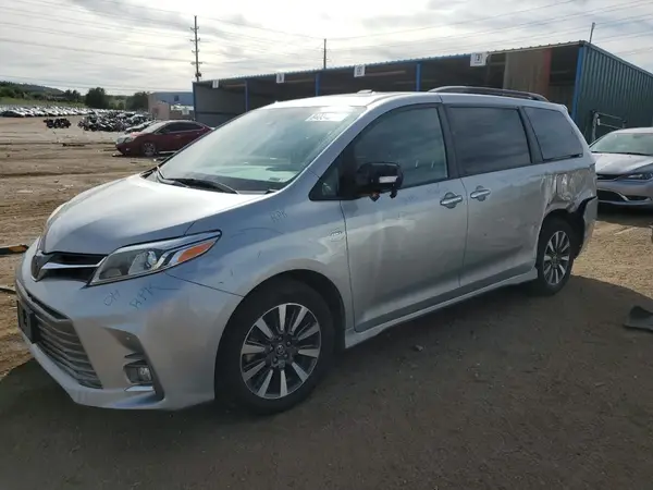 5TDDZ3DCXKS216984 2019 TOYOTA SIENNA - Image 1