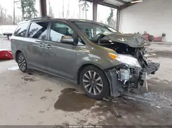 5TDDZ3DCXKS220453 2019 TOYOTA SIENNA