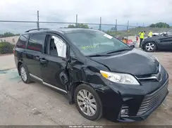 5TDDZ3DCXKS227127 2019 TOYOTA SIENNA