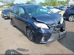 5TDDZ3DCXKS227760 2019 TOYOTA SIENNA