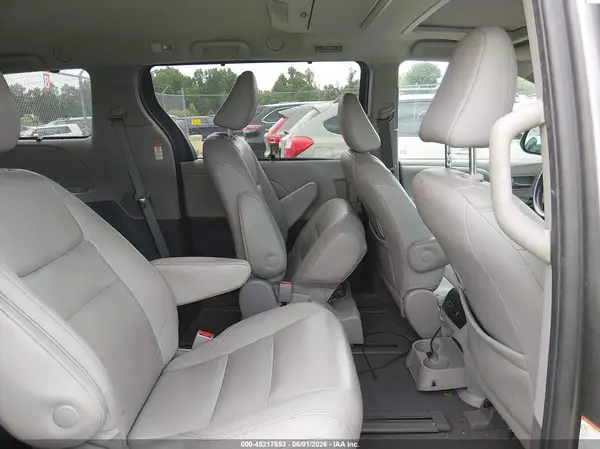 5TDDZ3DCXLS239764 2020 TOYOTA SIENNA - Image 8