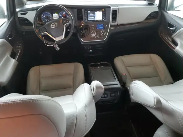5TDDZ3DCXLS240557 2020 TOYOTA SIENNA - Image 8