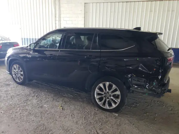 5TDDZRBH0LS006011 2020 TOYOTA HIGHLANDER - Image 2