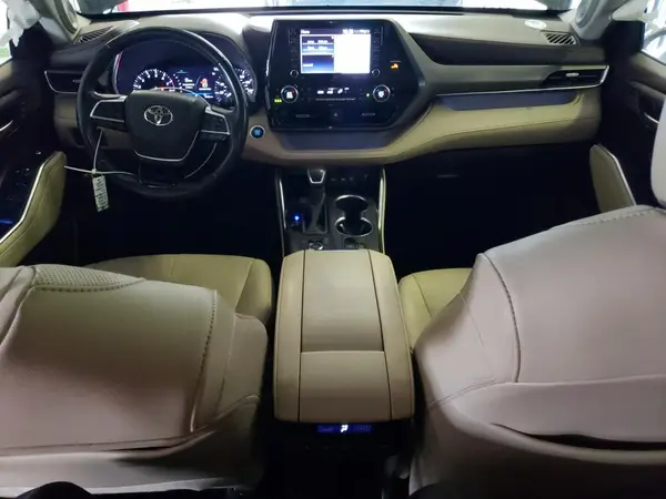 5TDDZRBH0LS006011 2020 TOYOTA HIGHLANDER - Image 8