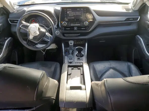 5TDDZRBH0LS015811 2020 TOYOTA HIGHLANDER - Image 8