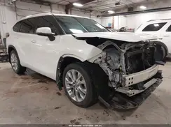 5TDDZRBH0LS017297 2020 TOYOTA HIGHLANDER