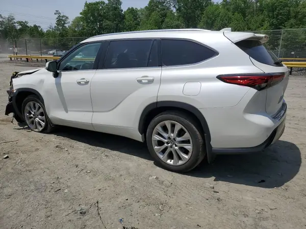 5TDDZRBH0LS037307 2020 TOYOTA HIGHLANDER - Image 2