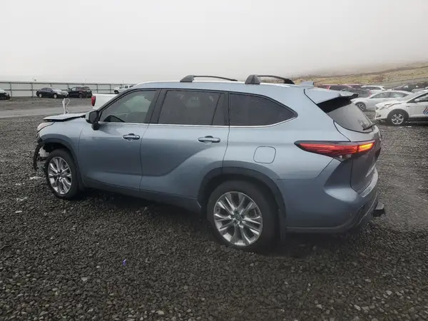 5TDDZRBH0MS144861 2021 TOYOTA HIGHLANDER - Image 2
