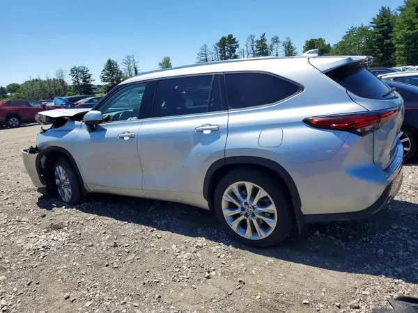 5TDDZRBH0MS534035 2021 TOYOTA HIGHLANDER - Image 2