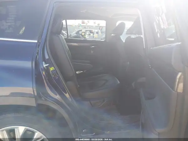 5TDDZRBH0MS535993 2021 TOYOTA HIGHLANDER - Image 8