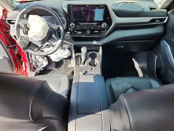 5TDDZRBH0MS553684 2021 TOYOTA HIGHLANDER - Image 8