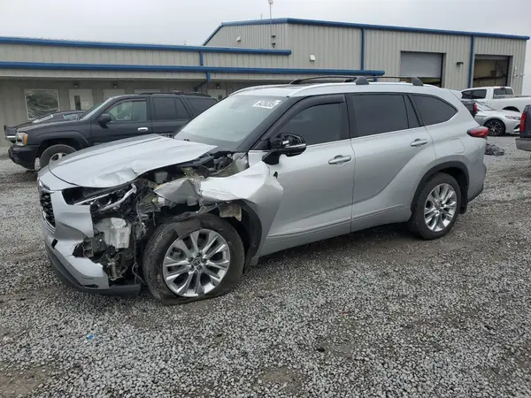 5TDDZRBH0NS190658 2022 TOYOTA HIGHLANDER - Image 1