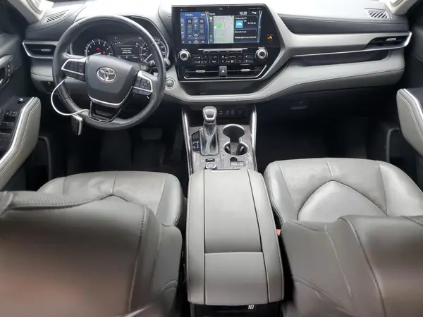 5TDDZRBH0NS190658 2022 TOYOTA HIGHLANDER - Image 8