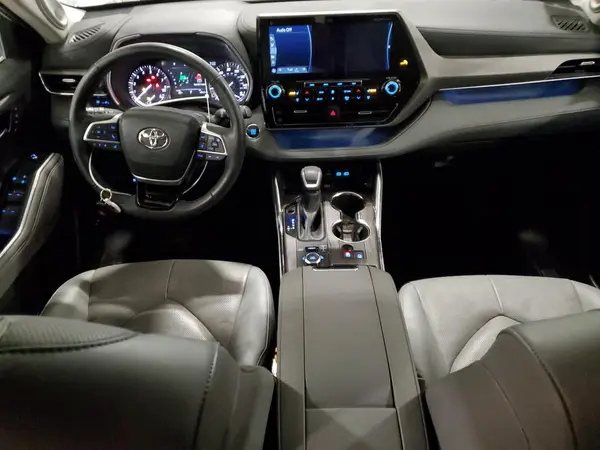 5TDDZRBH0NS569644 2022 TOYOTA HIGHLANDER - Image 8