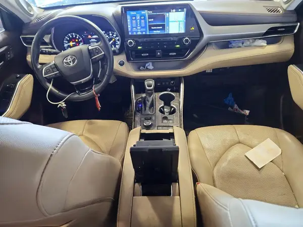 5TDDZRBH1LS006261 2020 TOYOTA HIGHLANDER - Image 8