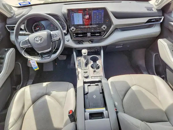 5TDDZRBH1LS022279 2020 TOYOTA HIGHLANDER - Image 8