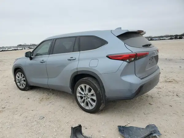 5TDDZRBH1LS047487 2020 TOYOTA HIGHLANDER - Image 2