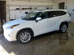 5TDDZRBH1MS065618 2021 TOYOTA HIGHLANDER