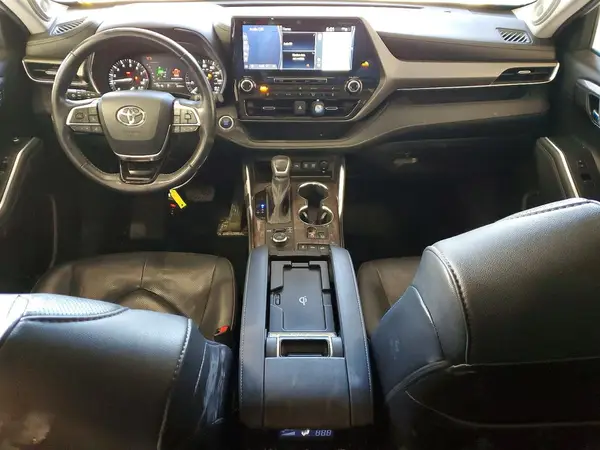 5TDDZRBH1MS065618 2021 TOYOTA HIGHLANDER - Image 8