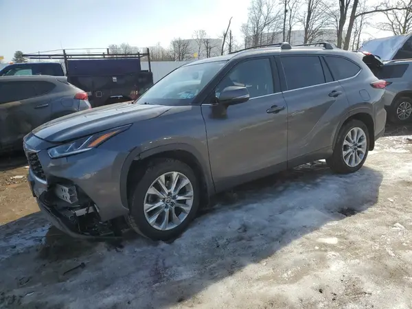 5TDDZRBH1MS109875 2021 TOYOTA HIGHLANDER - Image 1