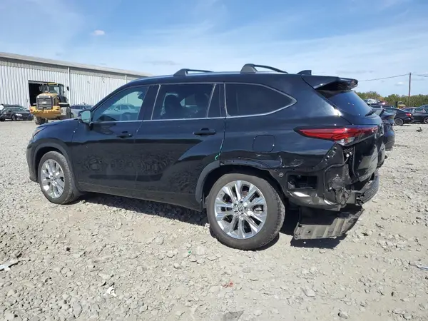 5TDDZRBH1MS123808 2021 TOYOTA HIGHLANDER - Image 2