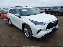5TDDZRBH1MS124599 2021 TOYOTA HIGHLANDER