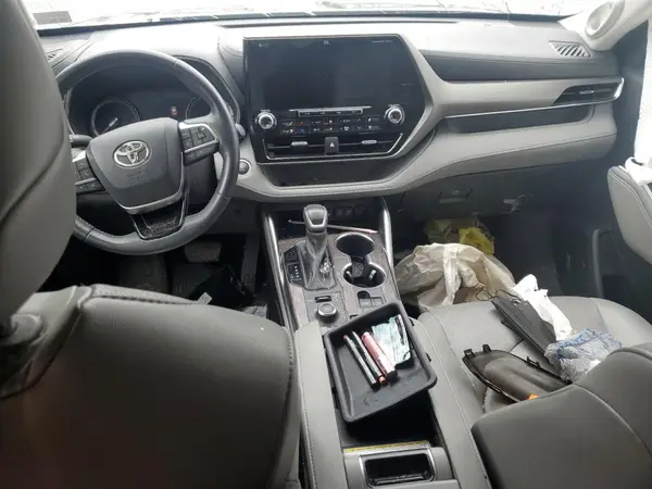 5TDDZRBH1MS527000 2021 TOYOTA HIGHLANDER - Image 8