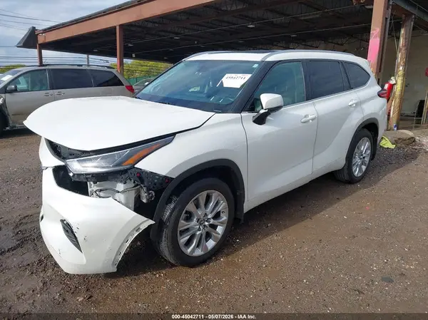 5TDDZRBH2LS029371 2020 TOYOTA HIGHLANDER - Image 2