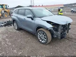 5TDDZRBH2MS108413 2021 TOYOTA HIGHLANDER