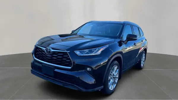 5TDDZRBH2MS128774 2021 TOYOTA HIGHLANDER - Image 2