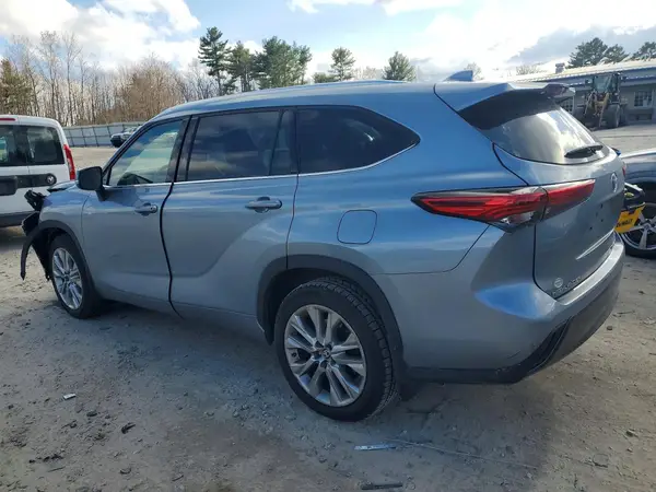 5TDDZRBH2MS156588 2021 TOYOTA HIGHLANDER - Image 2