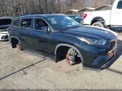 5TDDZRBH2MS525689 2021 TOYOTA HIGHLANDER